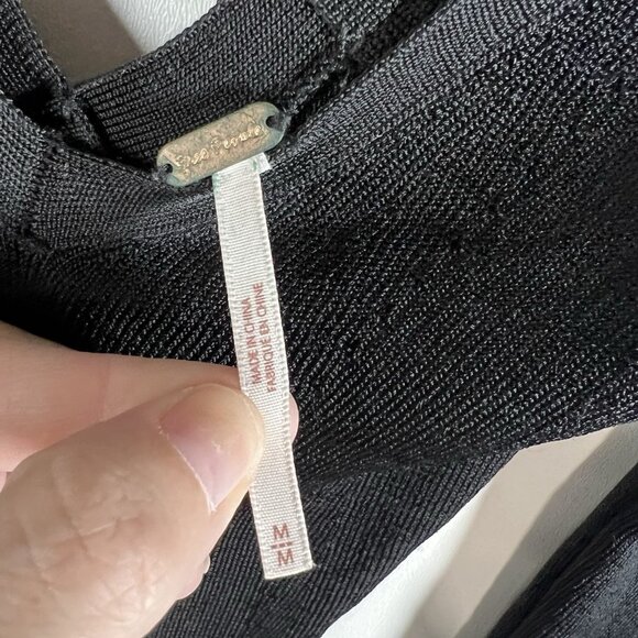 Free People Women's Bodycon Peephole Black Pullover Sweater Viscose Medium Boho - Picture 5 of 9